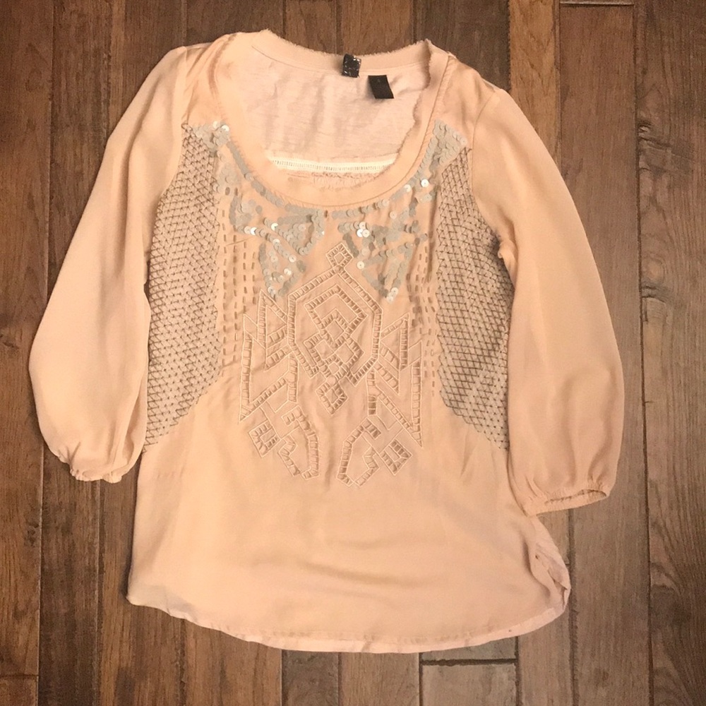 Buckle top